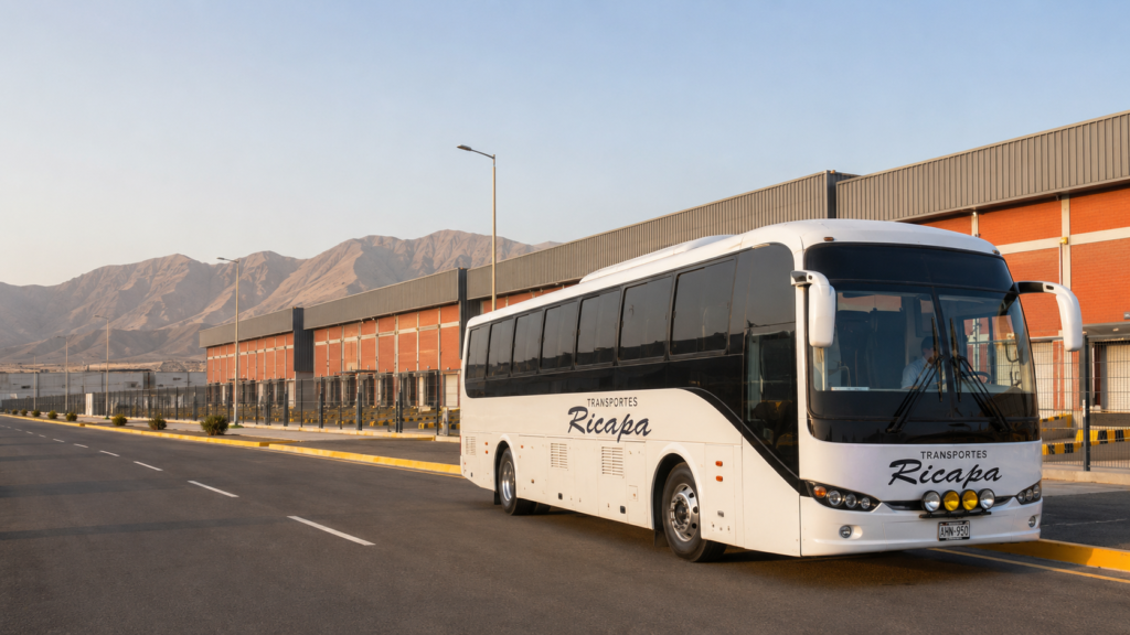 Transporte de personal en Lurín: qué debe considerar una planta industrial antes de contratar